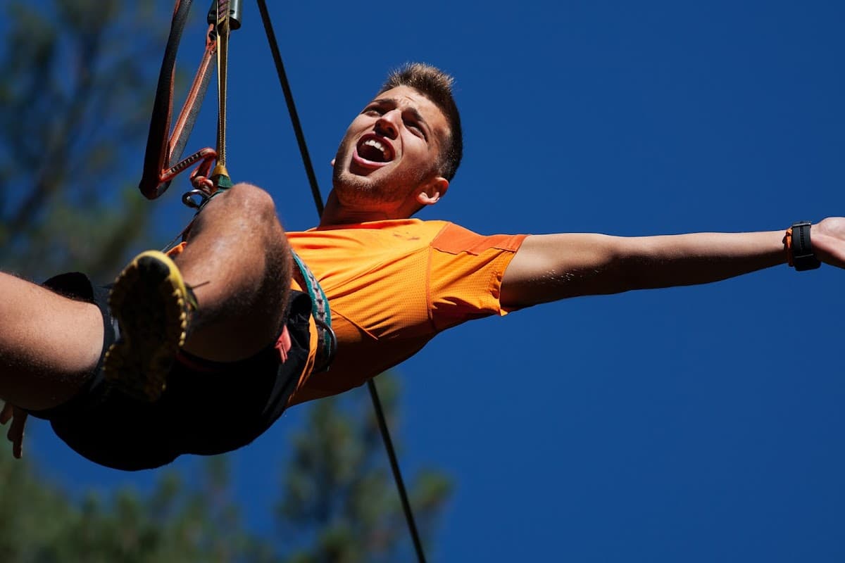 AVENTURA AMAZONIA MARBELLA. Parque de multiaventura y tirolinas para adultos y niños. Despedidas