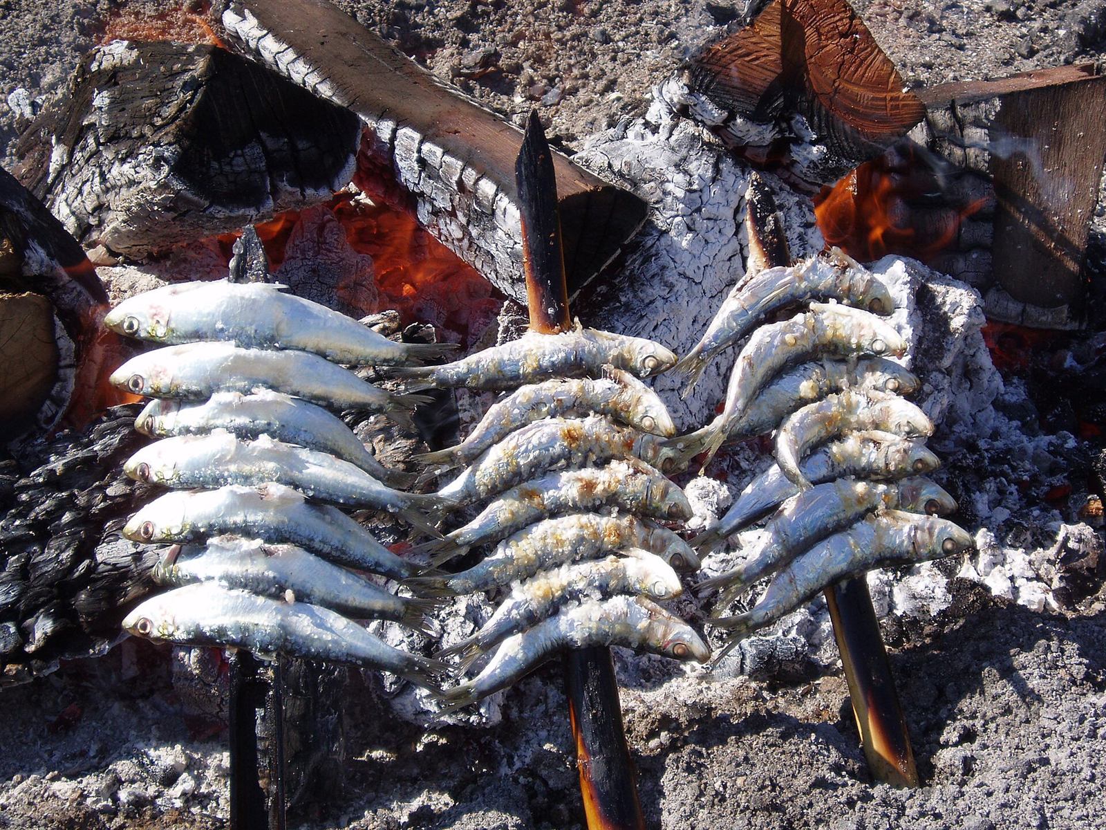 The Best Chiringuitos: Eating with Your Feet in the Sand