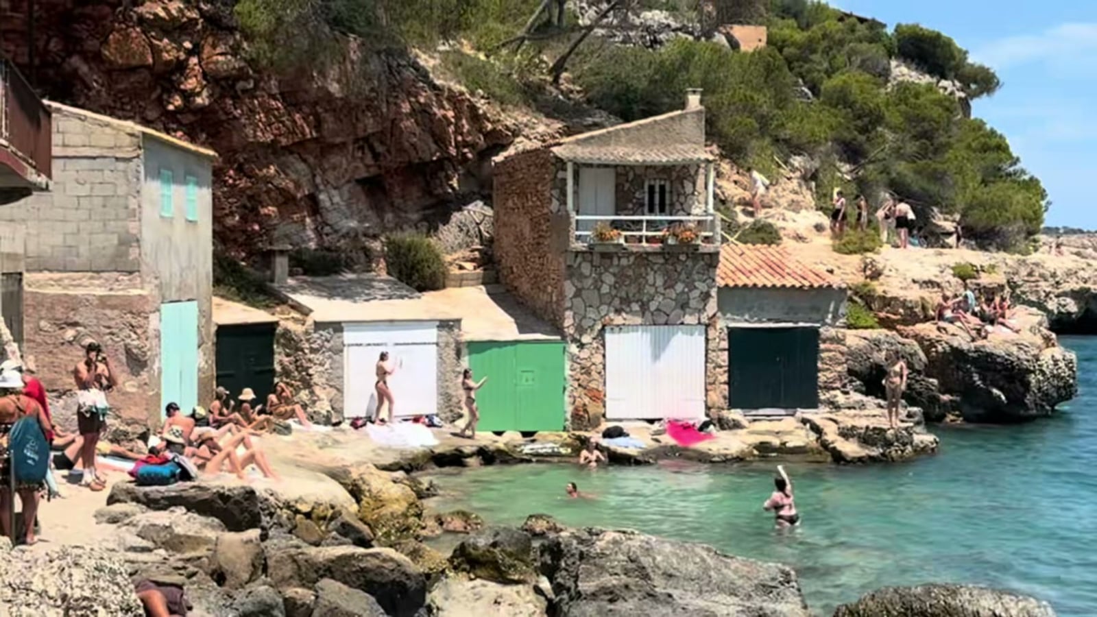 Playa de Burriana Nerja